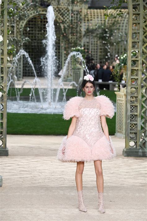 chanel couture 2018 review|Chanel garden trope fashion.